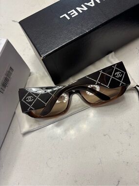 CHANEL Black and Brown Crystal-Accented Rectangular Sunglasses